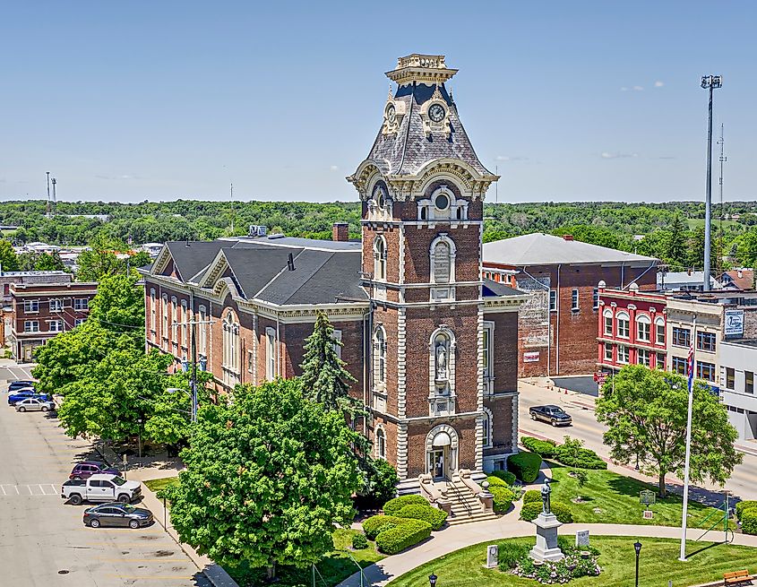 The beautiful Henry County Courthouse in New Castle, Indiana.
