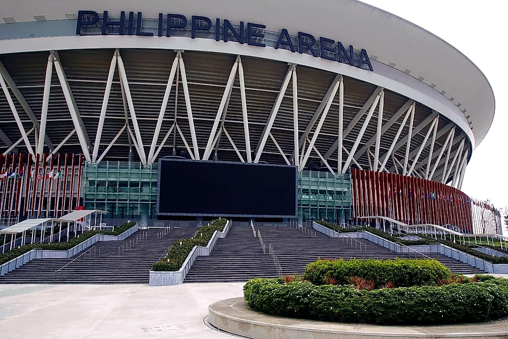 The Philippine Arena, the largest indoor arena in ...